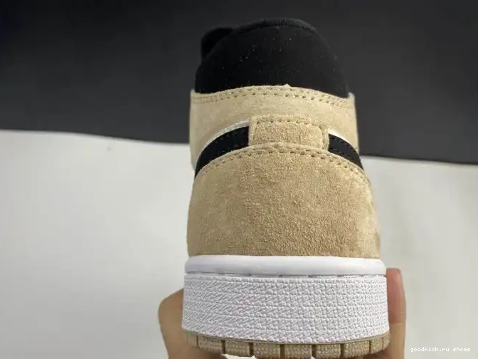 Rep Orange' BQ6472 Jordan 'Barely Mid 1 Air -800 0529